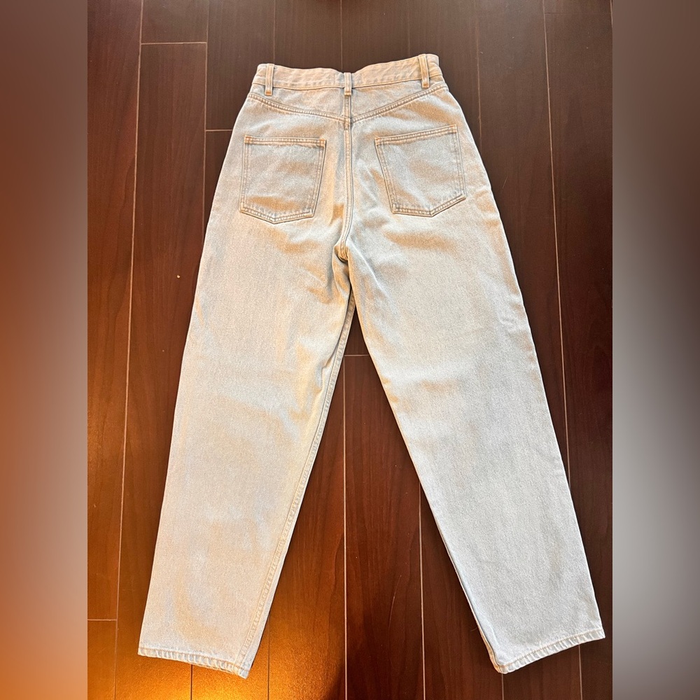 KOTN High Rise Light Wash Women's Jeans - Picture 4 of 7